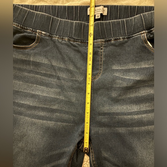 Chic Soul jeans. 3X, stretchy denim. Worn twice. Super cute on. Plus size EUC - Picture 11 of 12